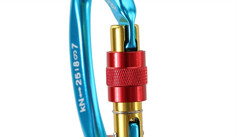 Xinda carabiner in use on climbing rope